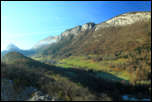 IMG_38359  -  <strong>Montagne d'Entrevernes<br/>Le village d'Entrevernes sous le Roc des Boeufs</strong><br/>Duingt - Décembre 2016