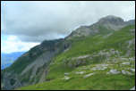 5D3_07121  -  <strong>Dérochoir - Platé<br/>Avant de plonger dans les Egratz, regard sur l'Aiguille de Varan et le Sautet.</strong> <br/>Passy - Juillet 2017