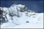 IMG_29990  -  <strong>Col de la Vanoise<br/>Sous la surveillance du Chalet des Gardes</strong>	<br/>Pralognan-La-Vanoise - Mars 2016