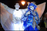 5D3_06080B  -  <strong>Masque bleu sous ailes blanches</strong><br/>Carnaval Vénitien - Chanaz 2017